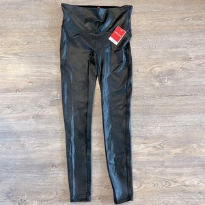 Spanx faux leather leggings, NWT, M